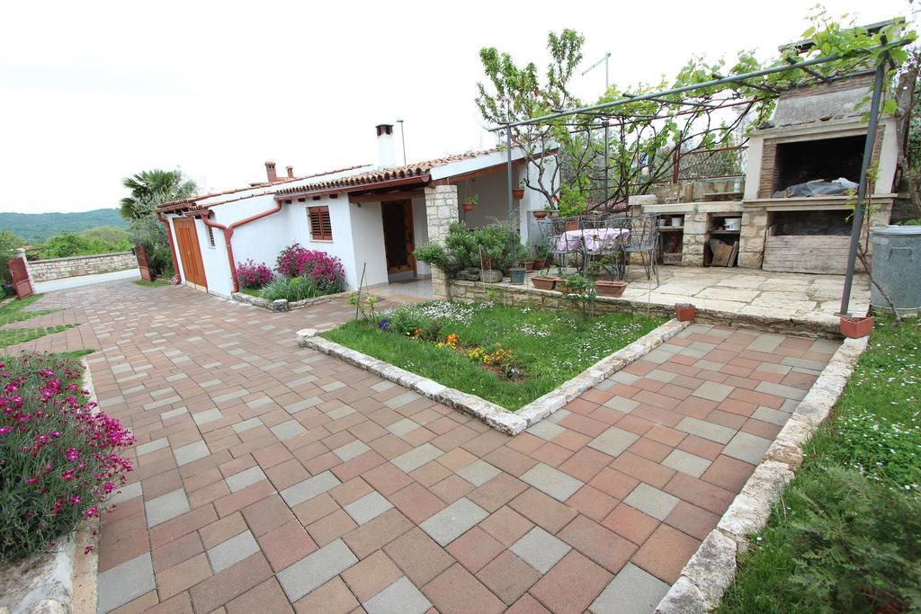 Guest House Liliana Rovinj Exteriör bild