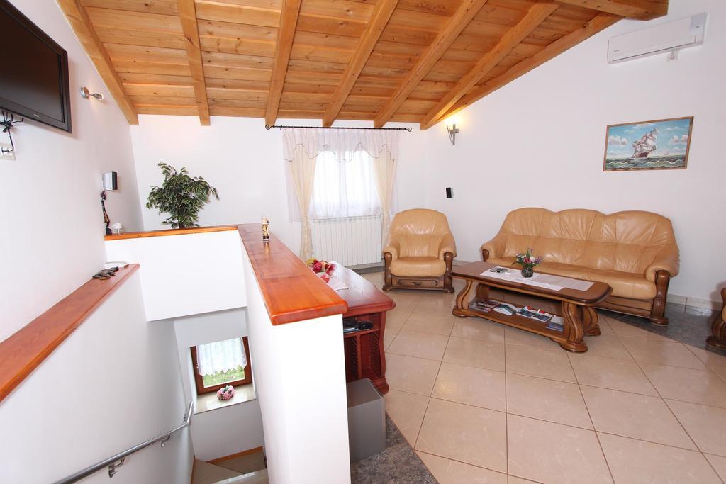 Guest House Liliana Rovinj Rum bild